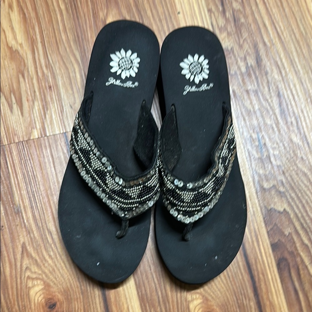 Yellow Box Black and Silver Sandals Thong Style